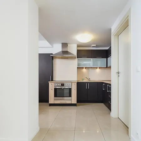 3-Bedroom Apartment With Balcony- Krowoderska Krakow Exterior photo